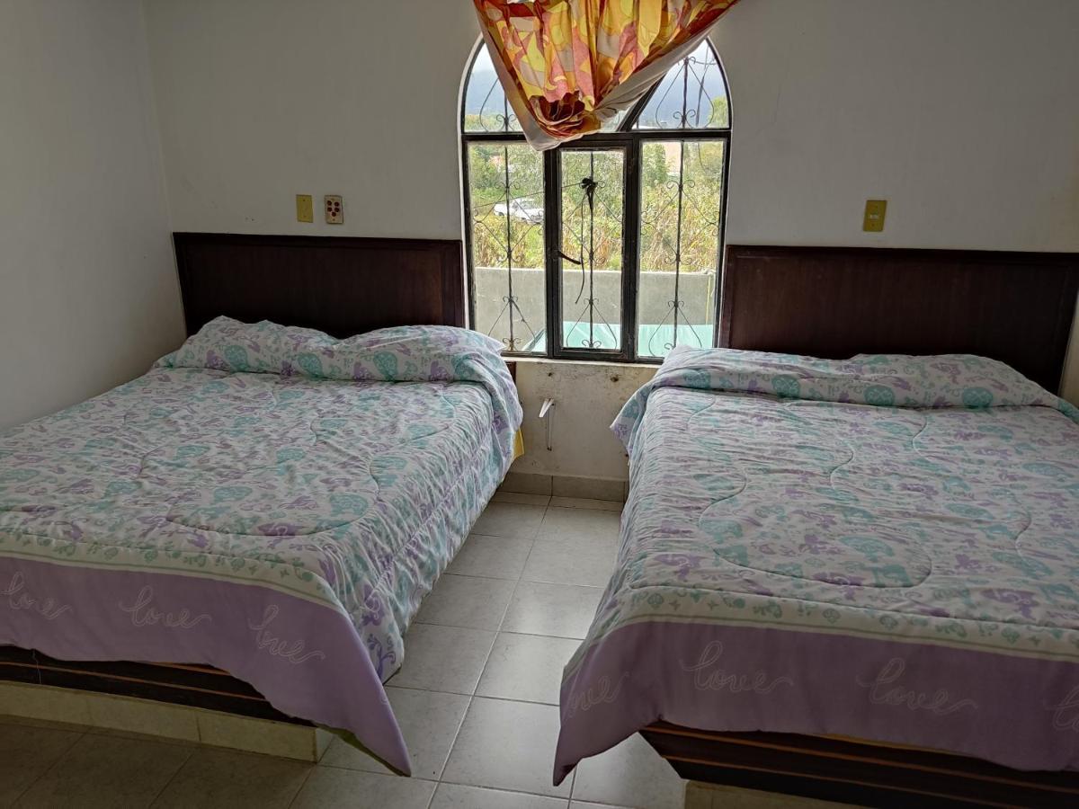 Hotel Tivoli San Cristóbal de Las Casas Екстериор снимка